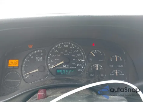 2002 Chevrolet Silverado 1500 Ls из США, поврежденный, VIN 2GCEC19T021147572